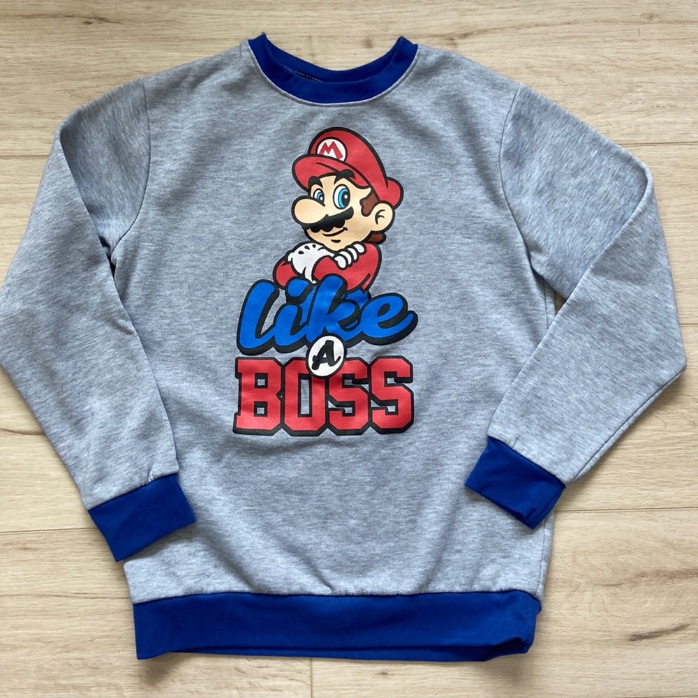 Super Mario boys crew neck sweatshirt youth size 10